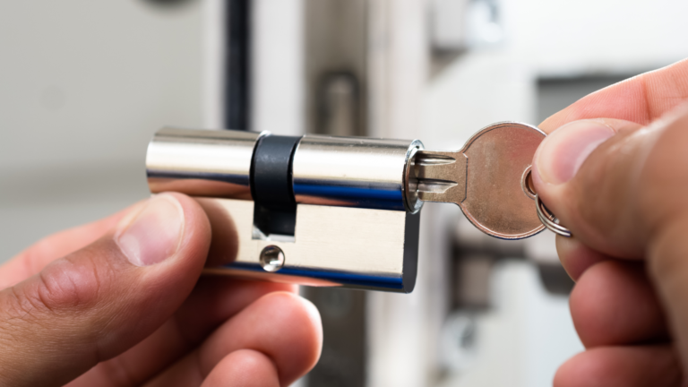 Locksmith in Fullerton, CA